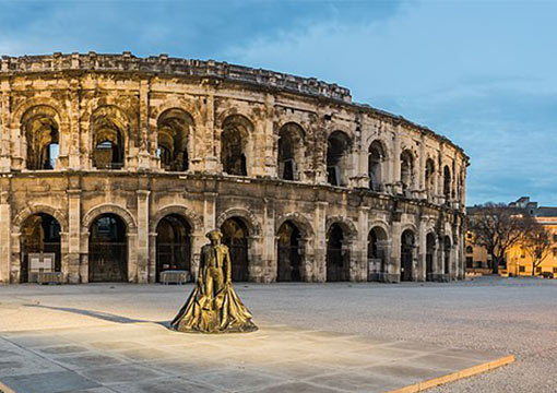 nimes