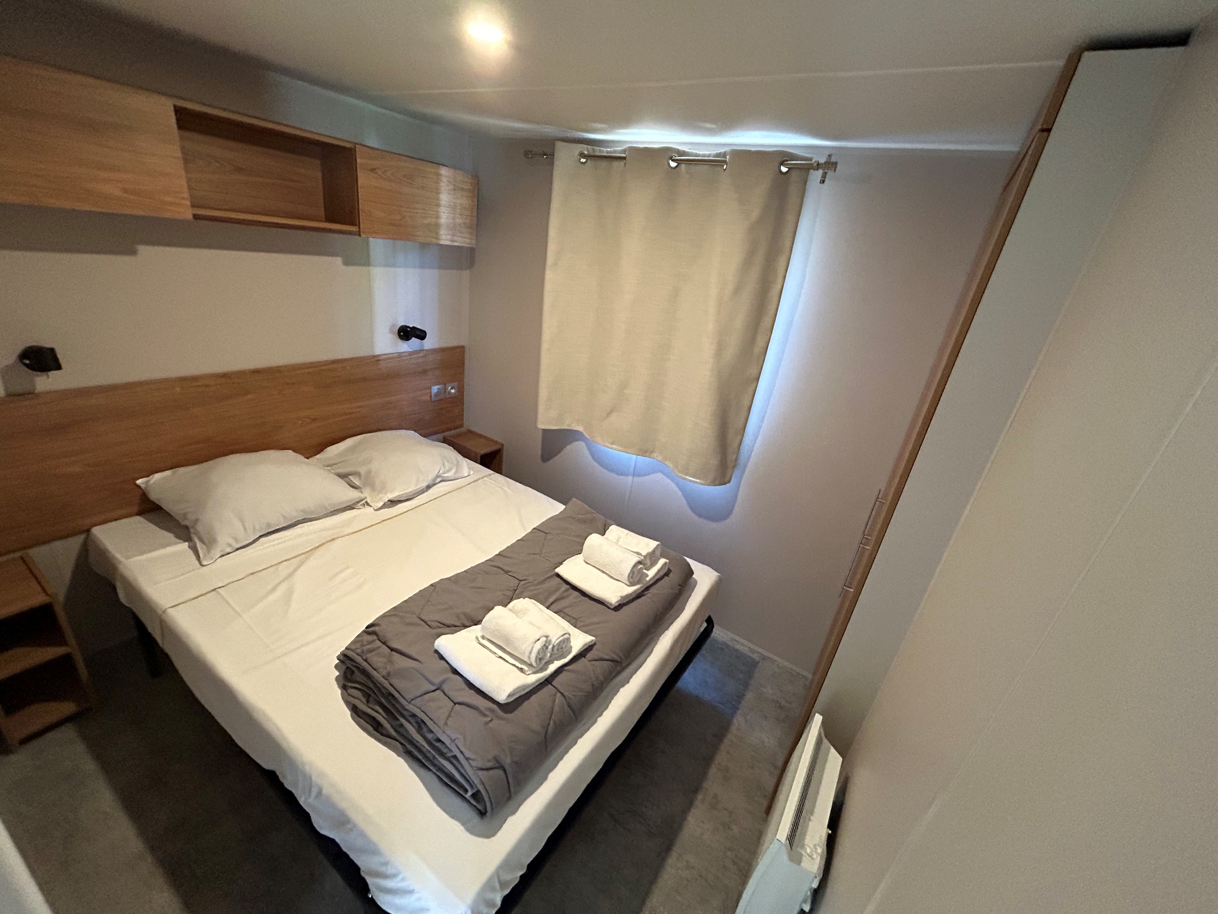 A saisir Mobilhome 3 chambres comme neuf sur emplacement