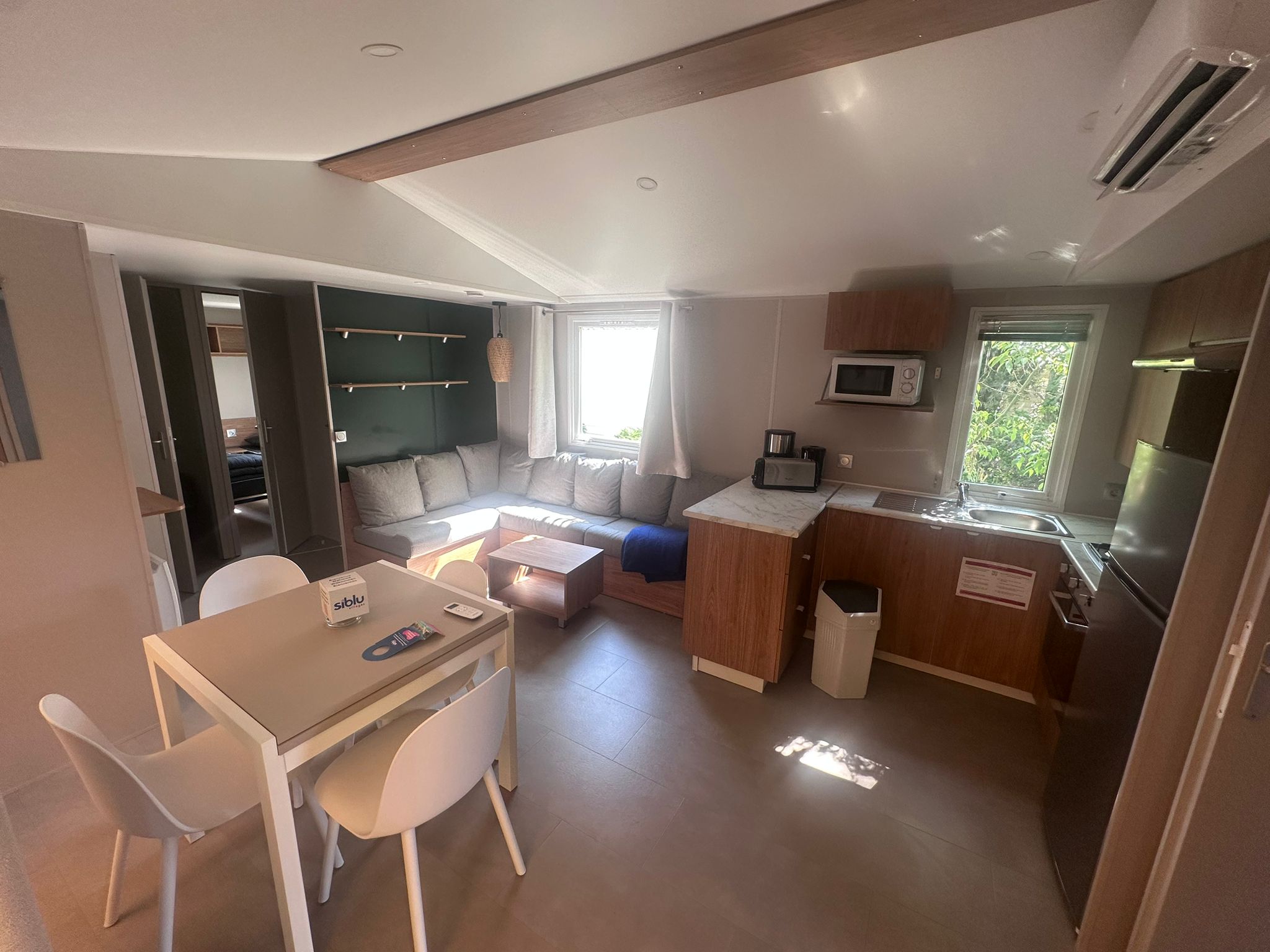 MOBILHOME 3 CHAMBRES SUR EMPLACEMENT