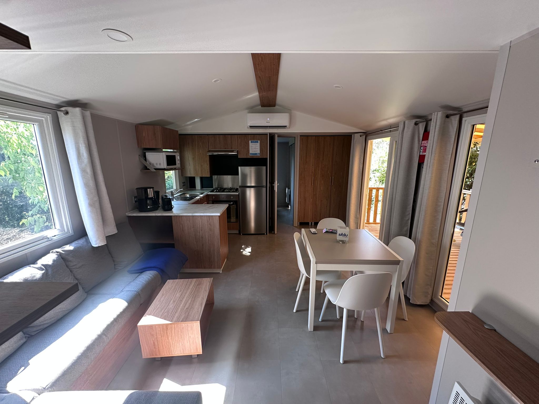 MOBILHOME 3 CHAMBRES SUR EMPLACEMENT