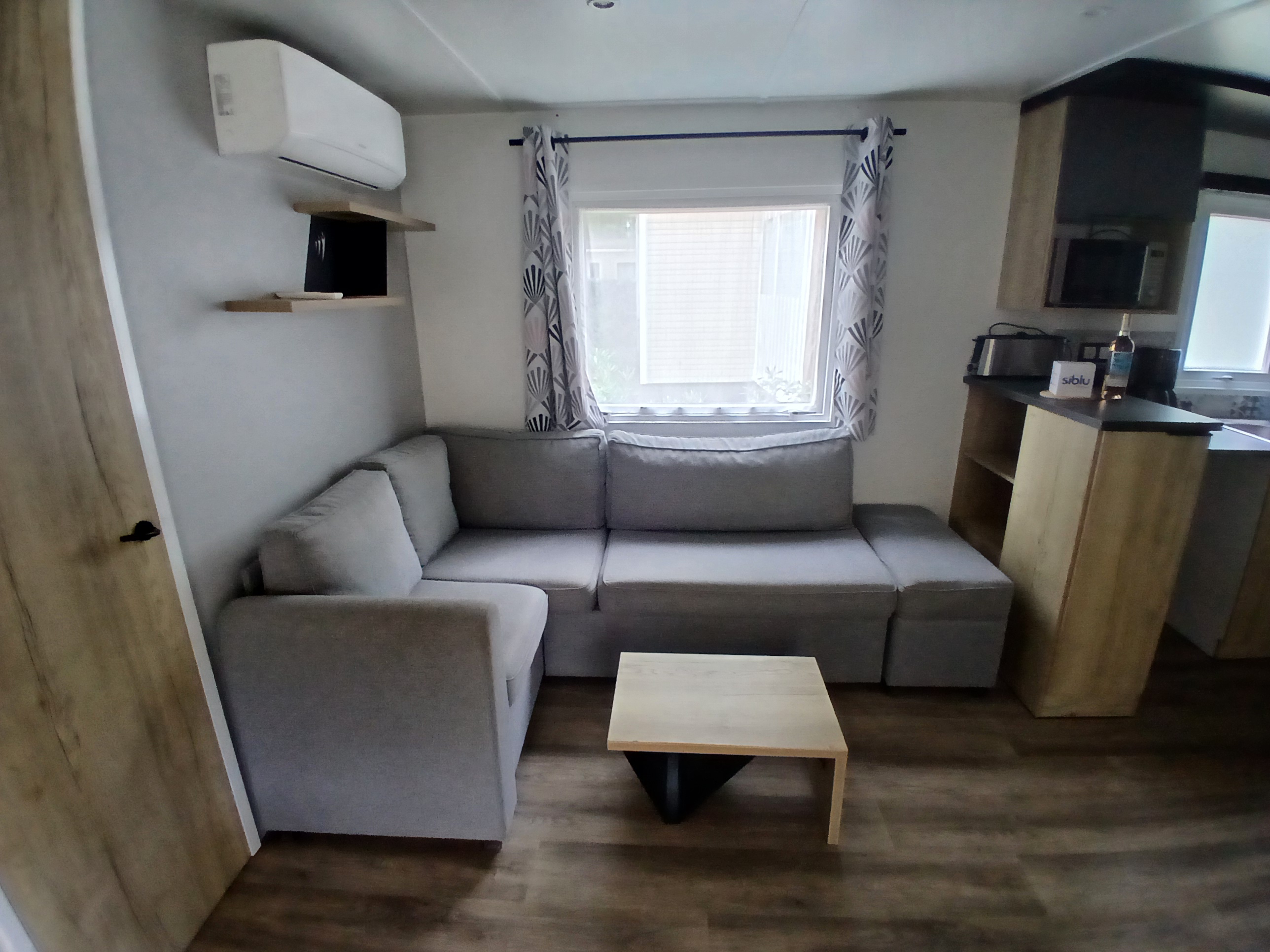 bora 20 salon