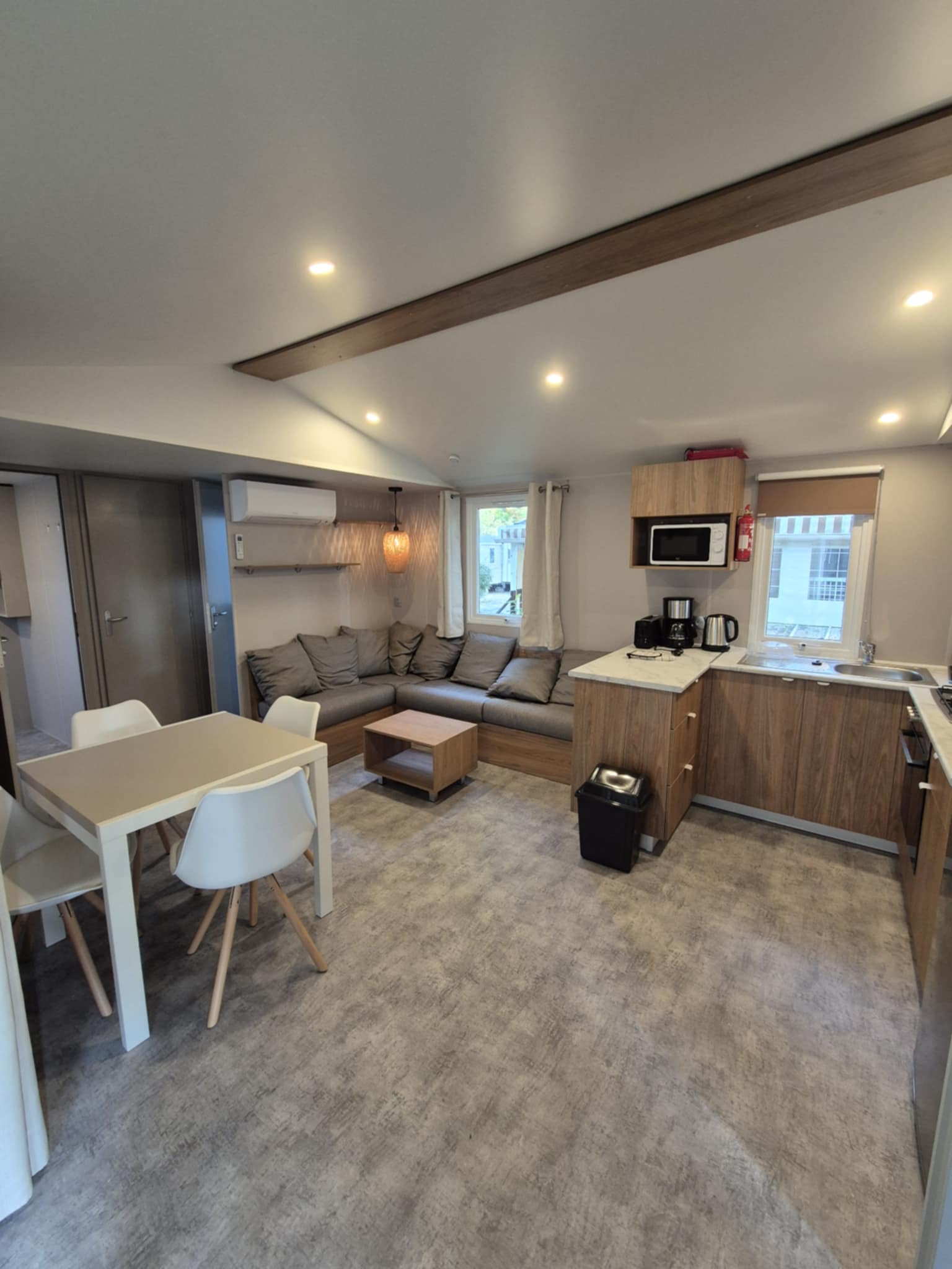 irm capucine 24 salon