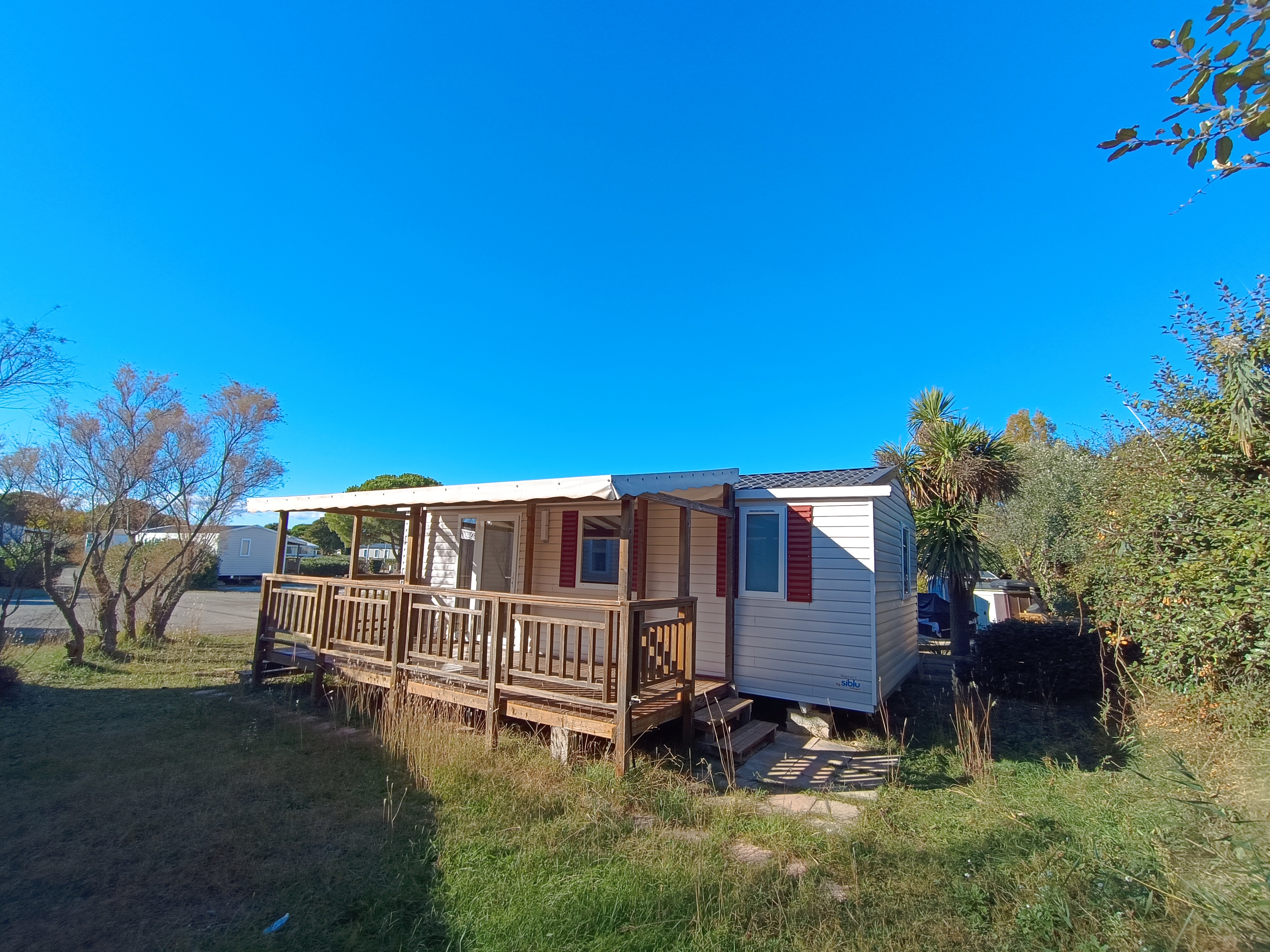 ELEGANZIA 2021 2chambres sur emplacement