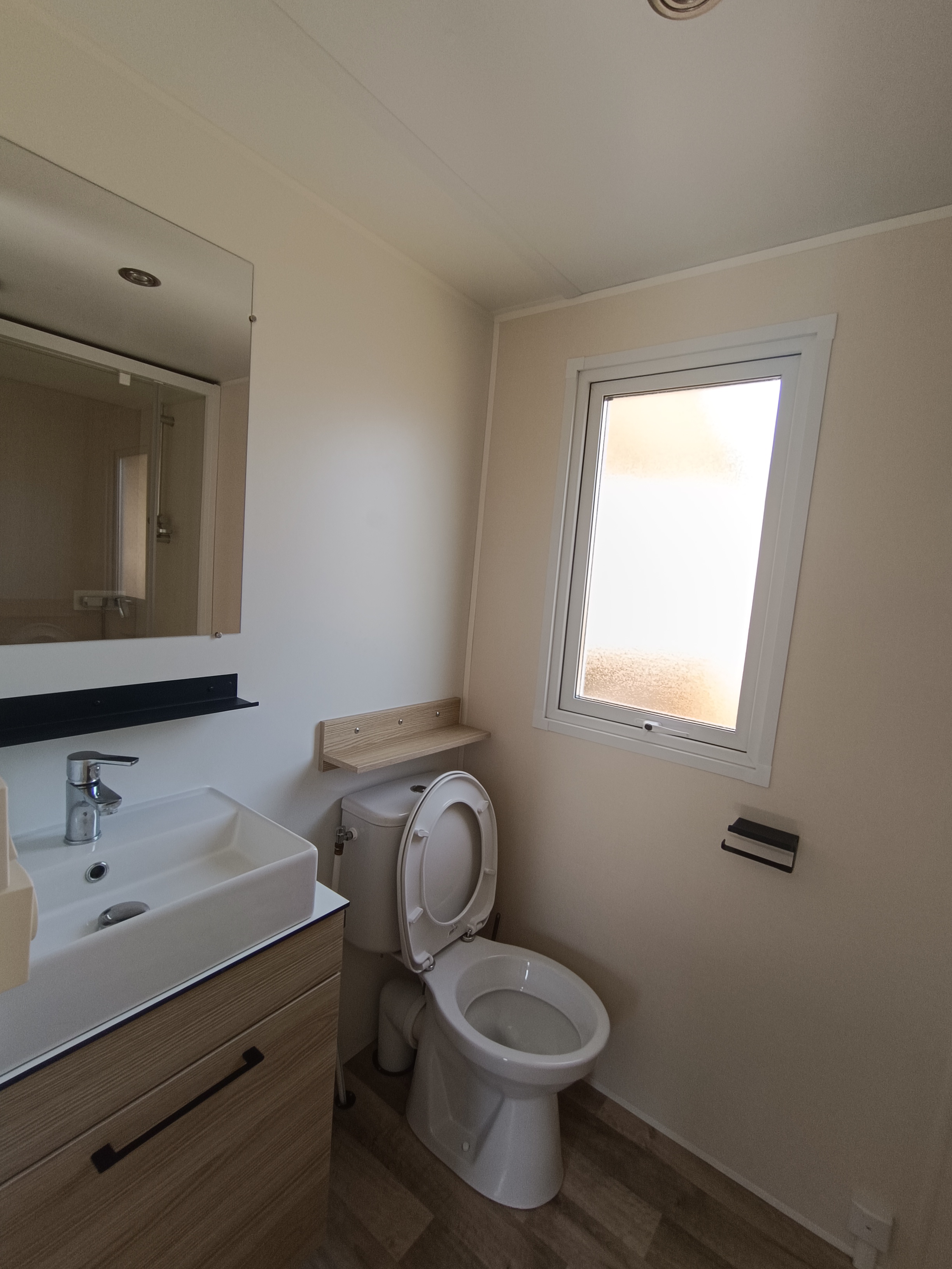 Mobil home d'occasion 40 m2 3 chambres 2 salles de bain