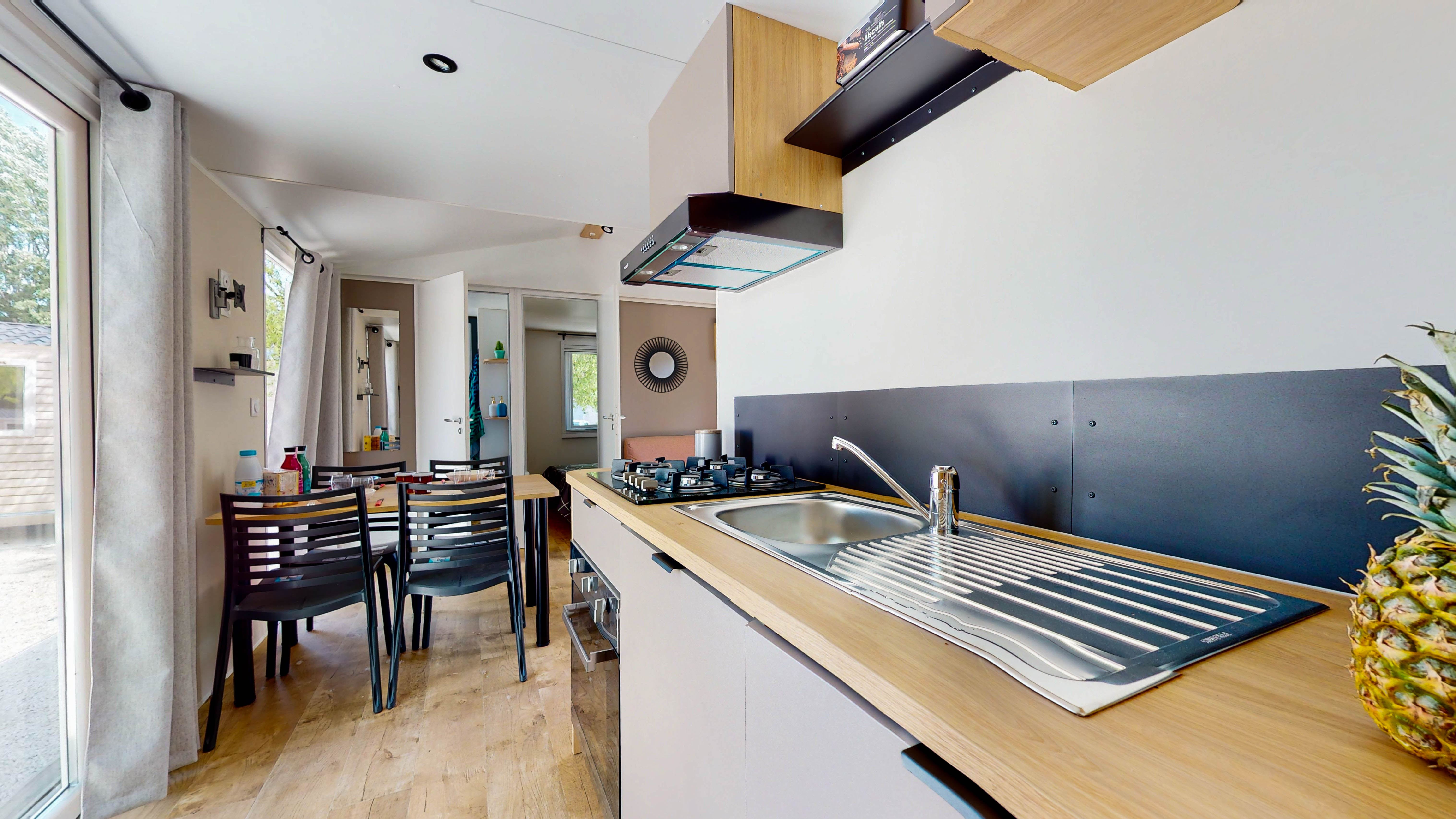 CUISINE ACCES DIRECT TERRASSE