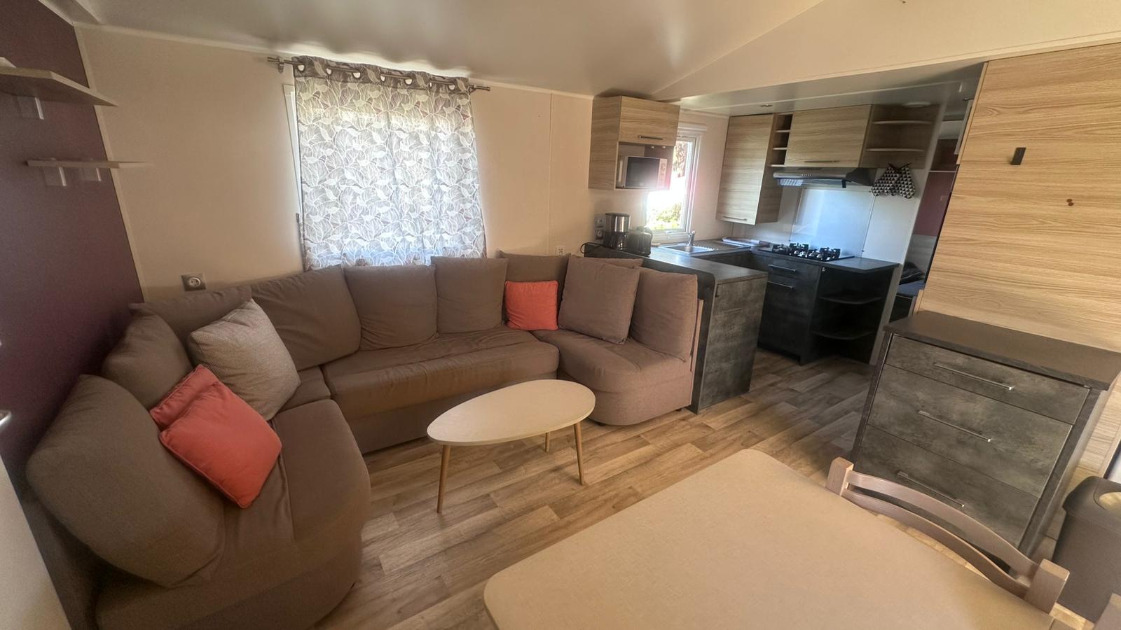 Mobil home d'occasion 40 m2 3 chambres 2 salles de bain