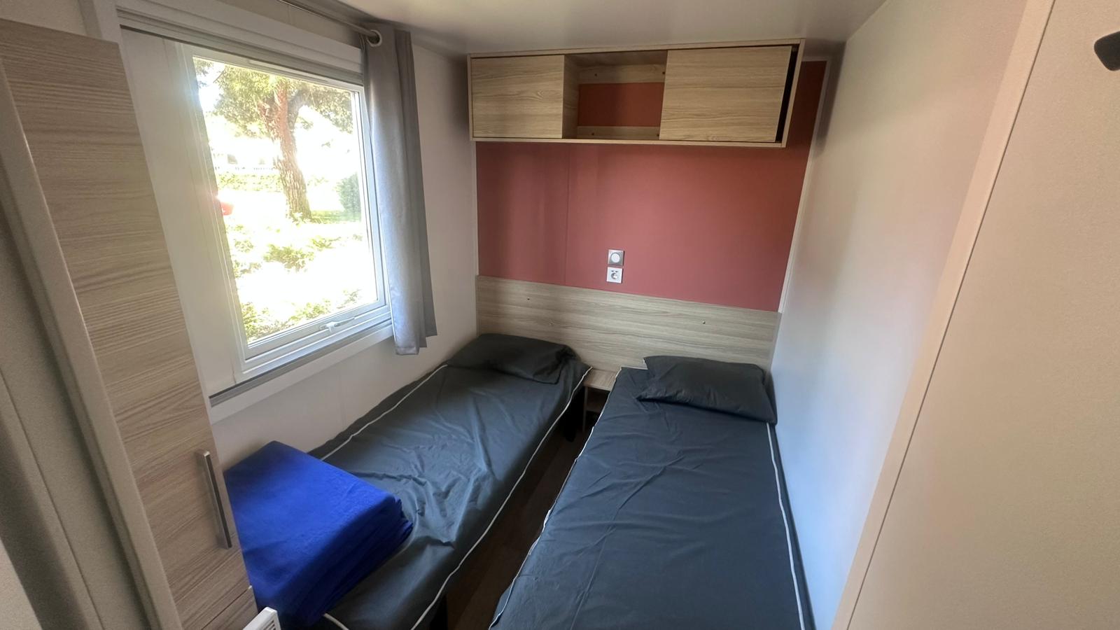 Mobil home d'occasion 40 m2 3 chambres 2 salles de bain