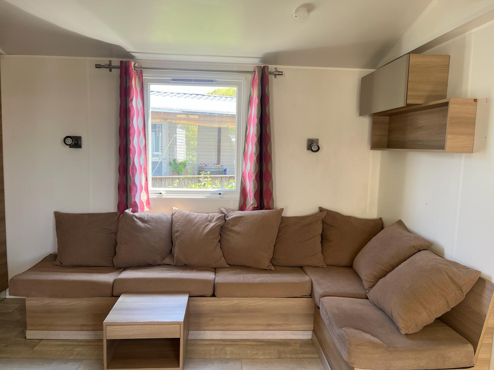 Mobil home d'occasion 40 m2 3 chambres 2 salles de bain