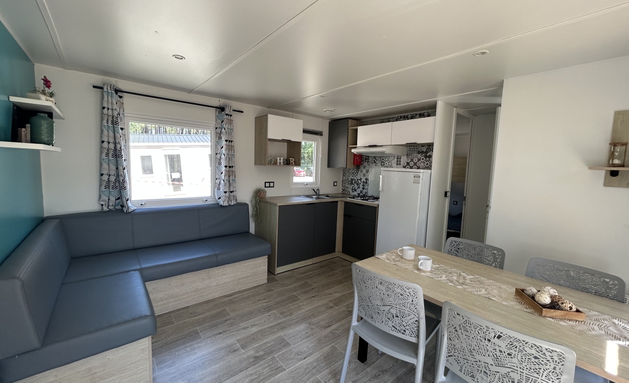 PIECE DE VIE LODGE 83 2019