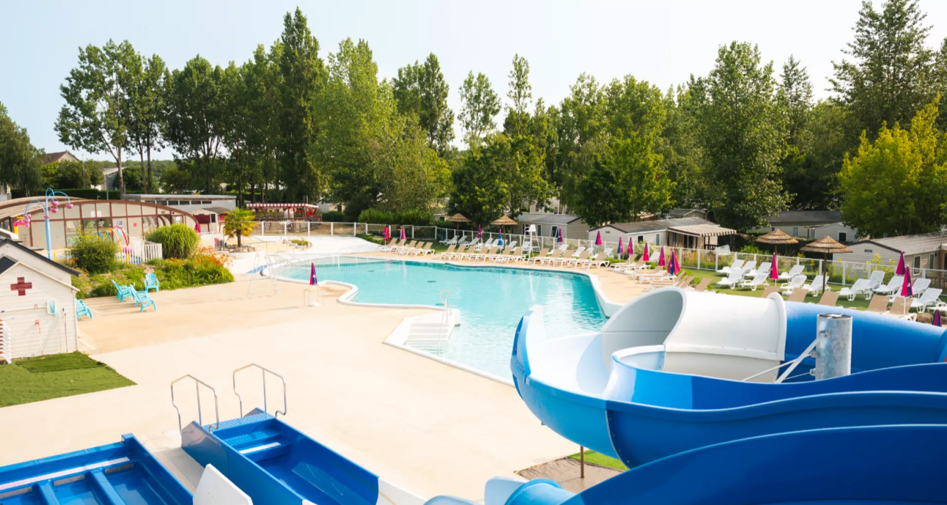 Dugny - Piscine extérieur