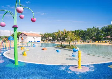 Camping La Plage - Bassin extérieur