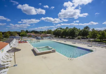 piscine du pipiou camping 4 étoiles
