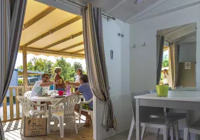 intérieur vue terrasse irm super cordélia 2015