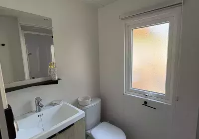SDB LODGE 100
