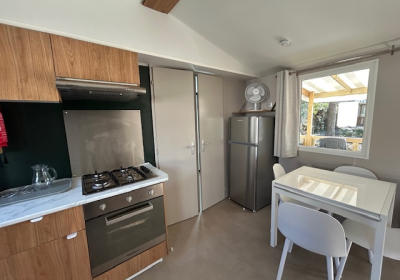 CUISINE AVEC SALLE A MANGER