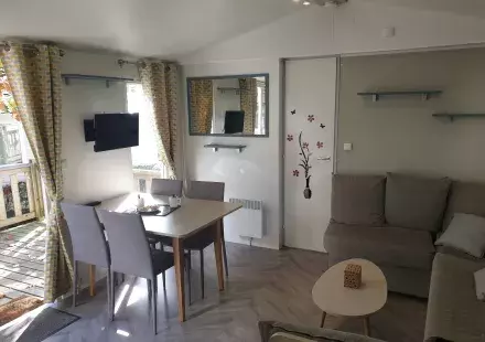 salon 4