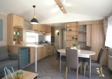 Trigano Intuition Luxe 2017 Salle à Manger