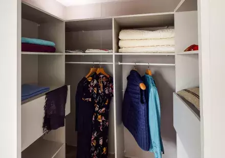 Amorosa-2022-Siblu-Chambre-1-Dressing.jpg