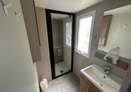 Mobilhome IRM Eleganzia 2024 sur emplacement