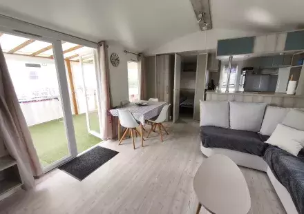 SALON 2